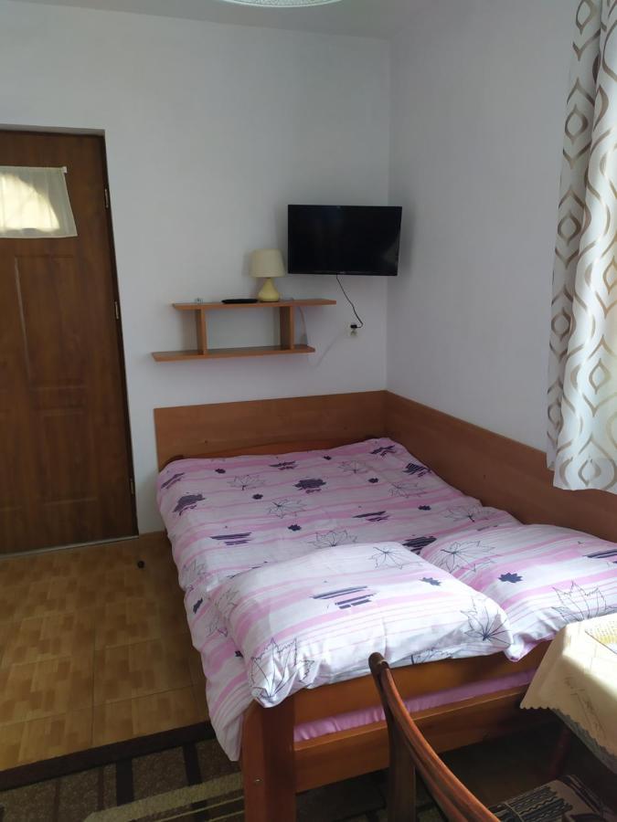 Pokoje Goscinne Renusz Waclaw Wladyslawowo Exterior photo